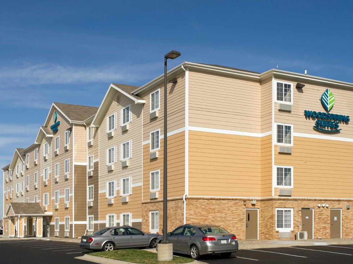Woodspring Suites Lincoln Northeast I-80 Екстериор снимка