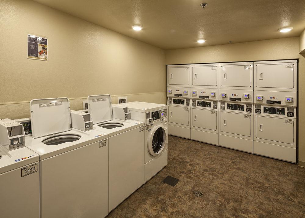 Woodspring Suites Lincoln Northeast I-80 Екстериор снимка