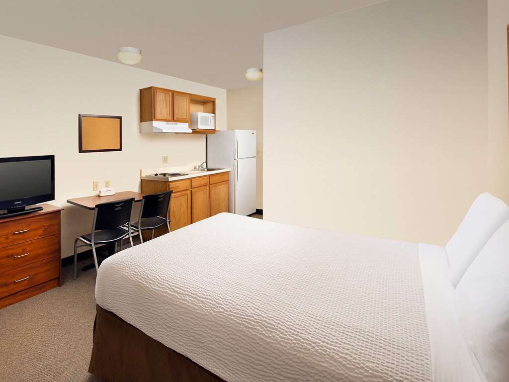 Woodspring Suites Lincoln Northeast I-80 Стая снимка